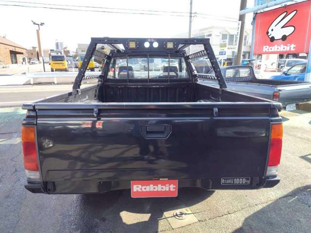 Nissan Datsun 5