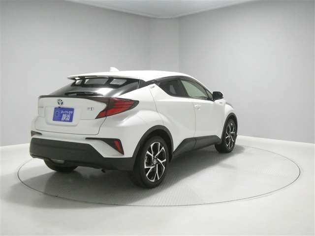 Toyota C-HR 6