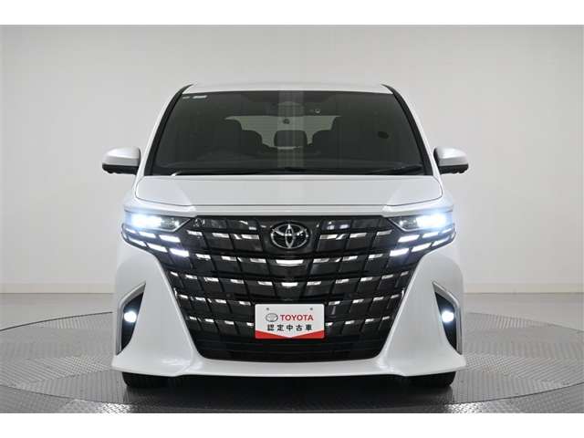 Toyota Alphard 2