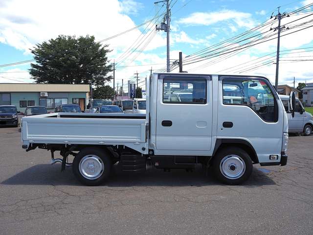 Isuzu Elf 4