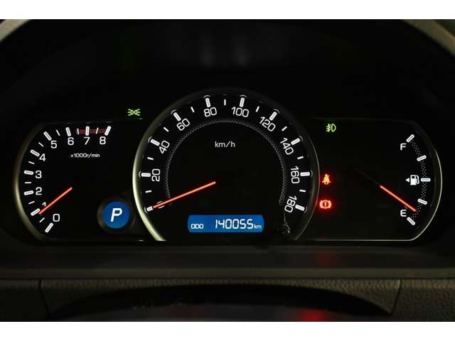 Toyota Voxy 6