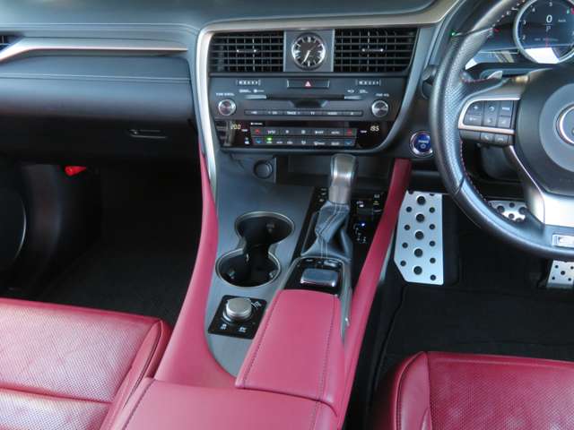Lexus RX 11