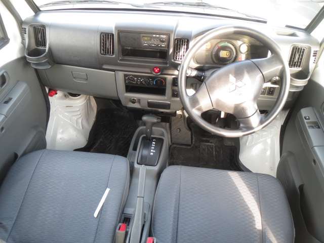 Mitsubishi Minicab MiEV 4