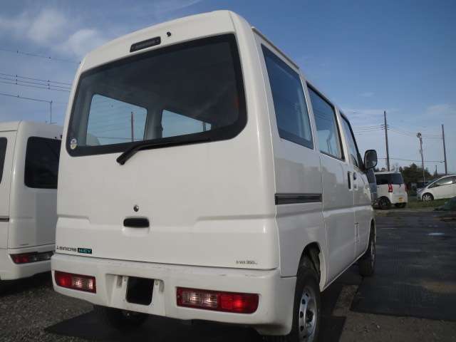 Mitsubishi Minicab MiEV 8