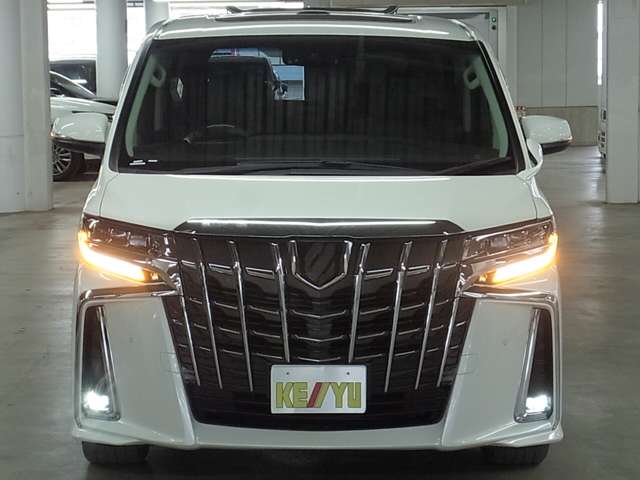 Toyota Alphard 9