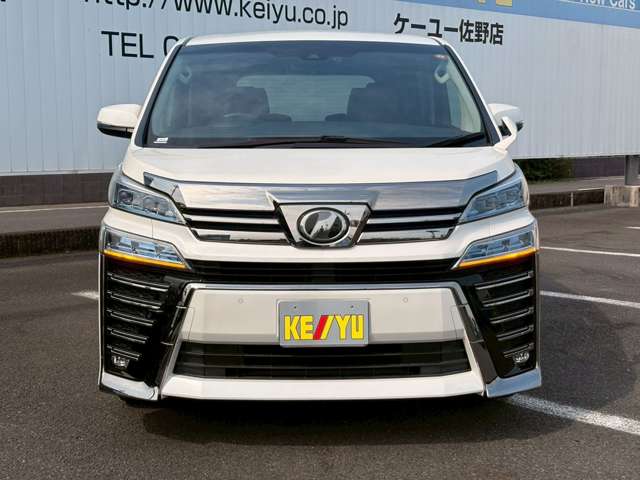 Toyota Vellfire 9