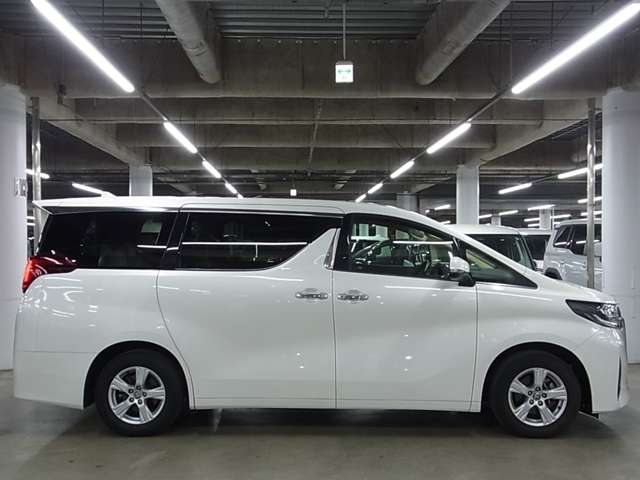 Toyota Alphard 12