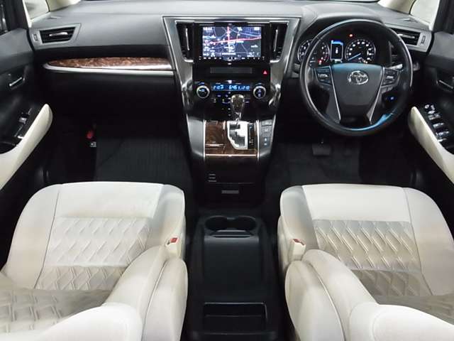 Toyota Alphard 7