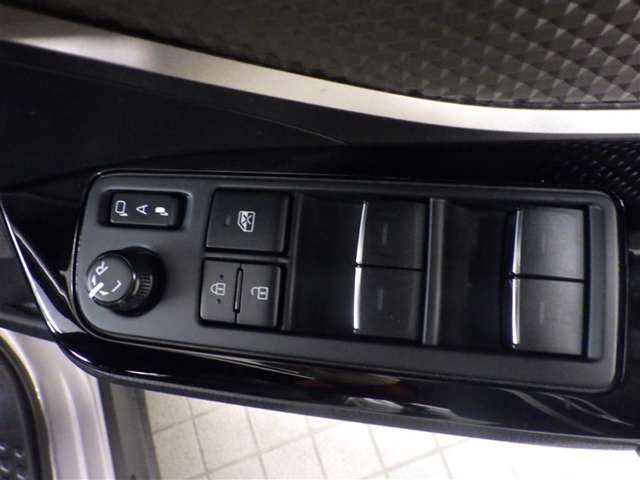 Toyota C-HR 12