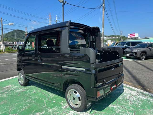 Daihatsu Hijet Deck Van 12