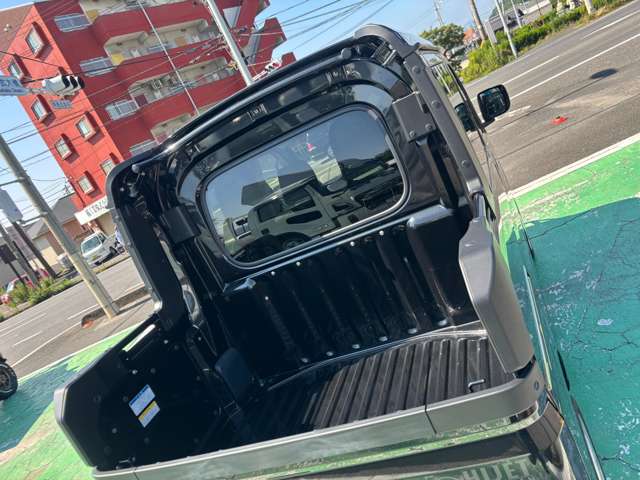 Daihatsu Hijet Deck Van 9
