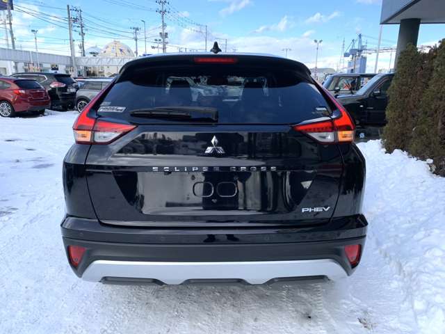 Mitsubishi Eclipse Cross 8