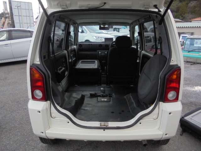 Daihatsu ネイキッド 11