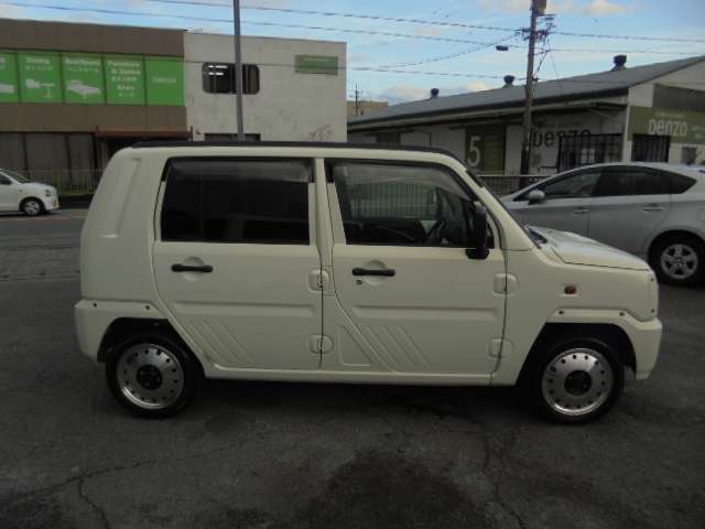 Daihatsu ネイキッド 4