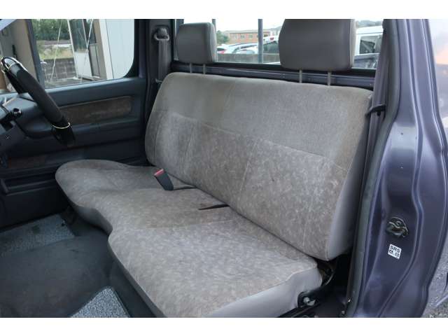 Nissan Datsun 10