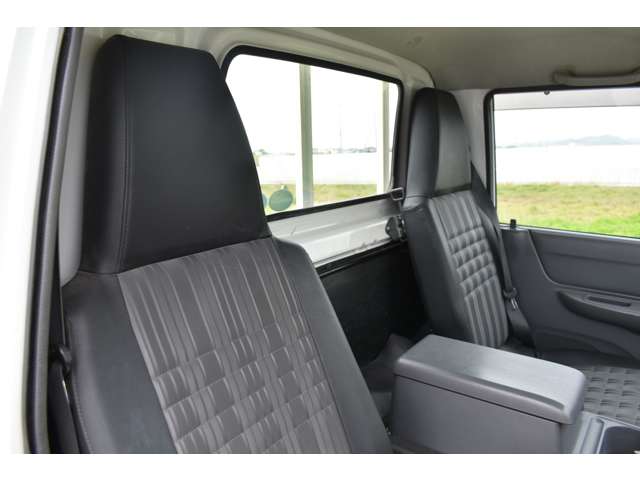 Mazda Bongo Truck 12