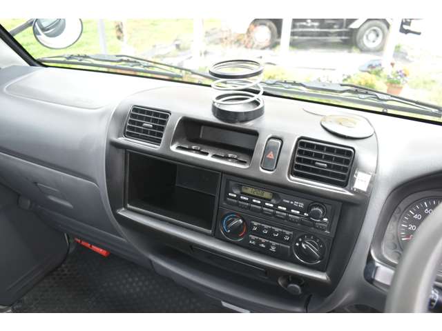 Mazda Bongo Truck 5