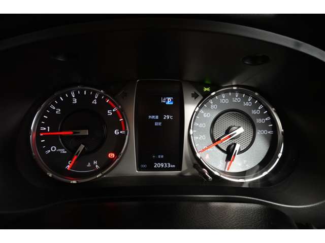 Toyota Hilux 11