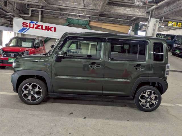 Mazda Flair Crossover 11