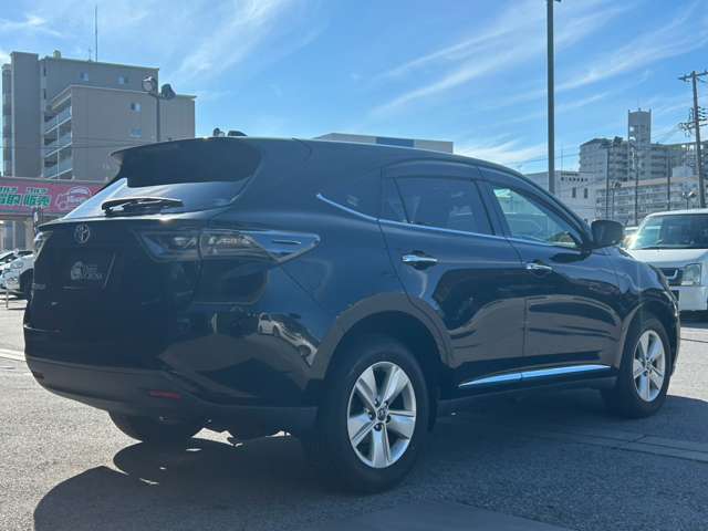 Toyota Harrier 12