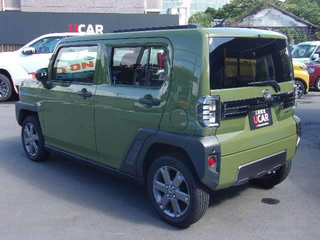 Daihatsu Taft 9
