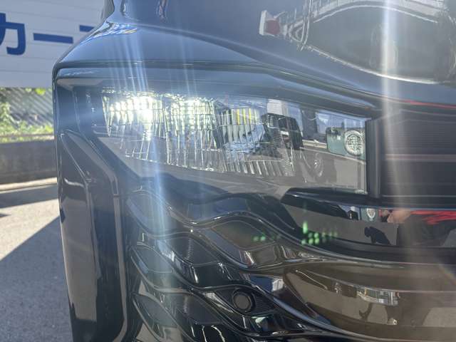 Toyota Voxy 12