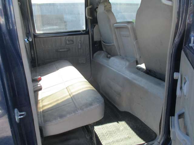 Mazda Titan Dash 11