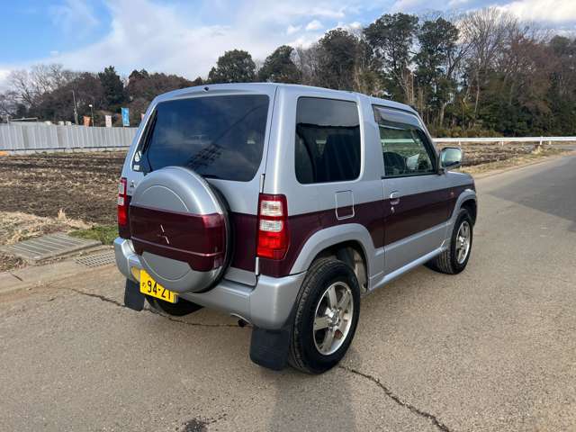 Mitsubishi Pajero Mini 2