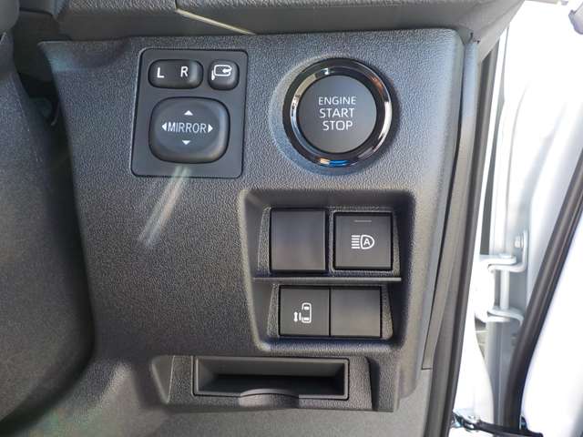 Toyota Hiace 8