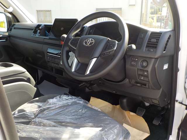 Toyota Hiace 10