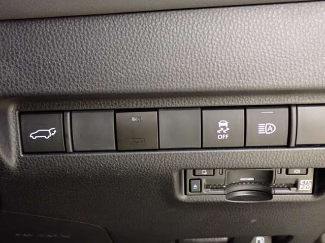 Toyota Harrier 5
