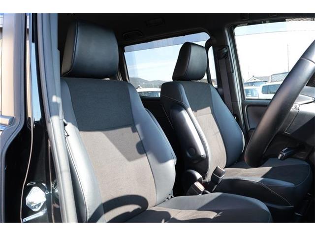 Toyota Noah 11