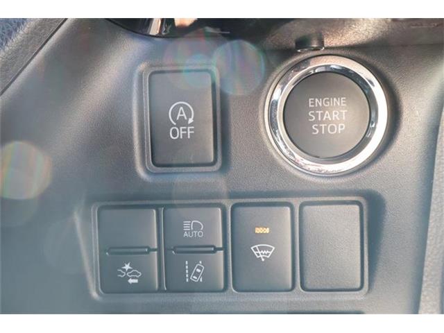 Toyota Noah 5