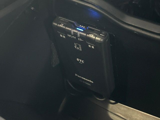 Toyota Hilux 8