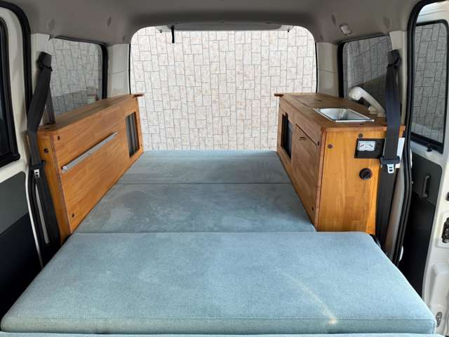 Mazda Bongo Van 2