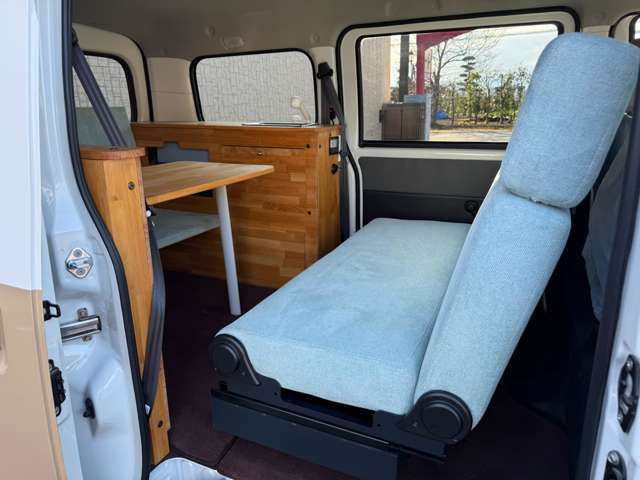 Mazda Bongo Van 3