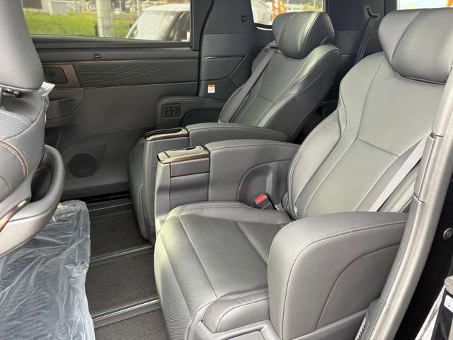Toyota Alphard 11