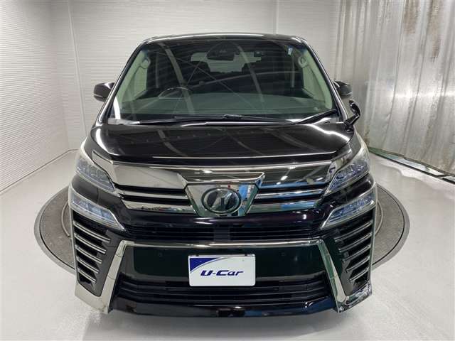 Toyota Vellfire 5