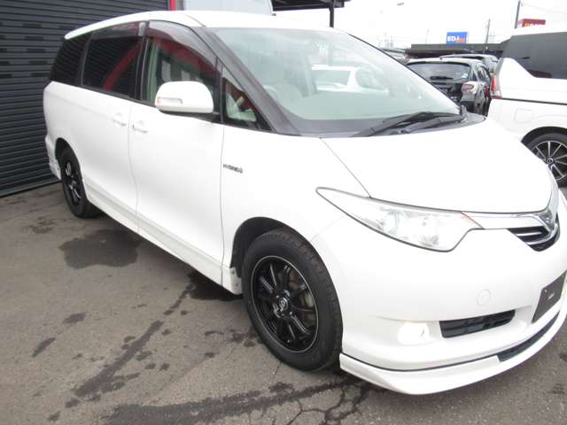 Toyota Estima Hybrid 6