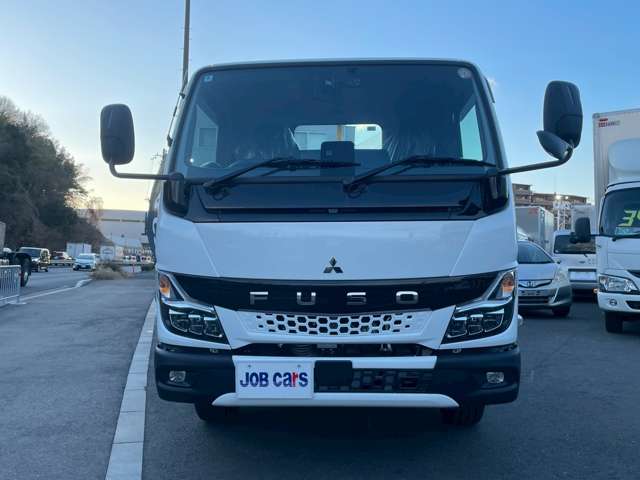 Mitsubishi Fuso Canter 9