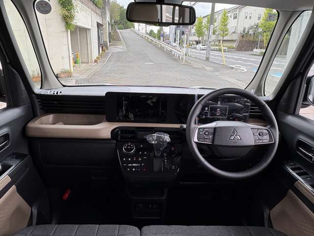 Mitsubishi Delica Mini 2