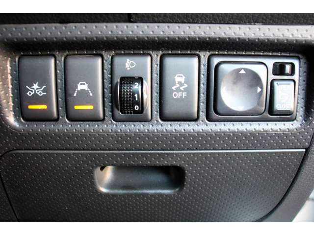 Nissan NV150 AD 4