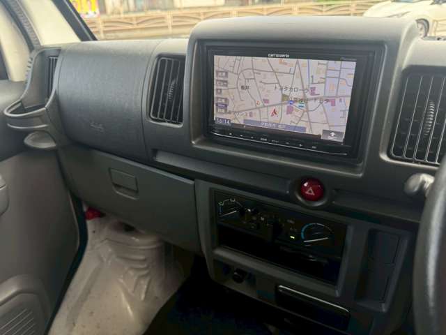 Nissan NV100 Clipper 12