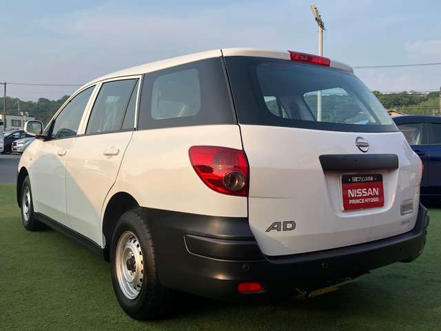 Nissan AD 6