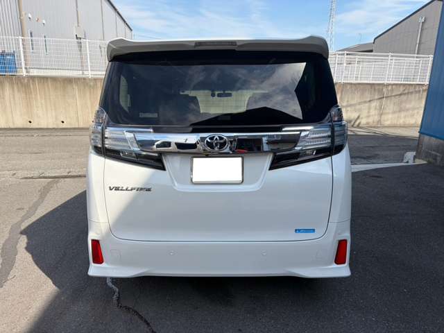 Toyota Vellfire 8