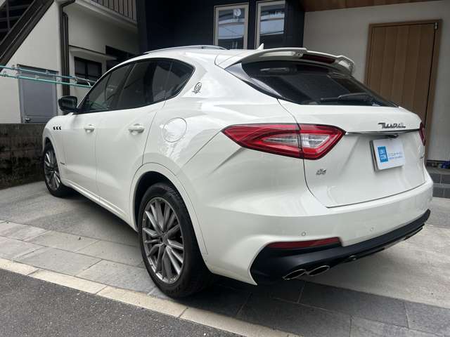 Maserati Levante 7