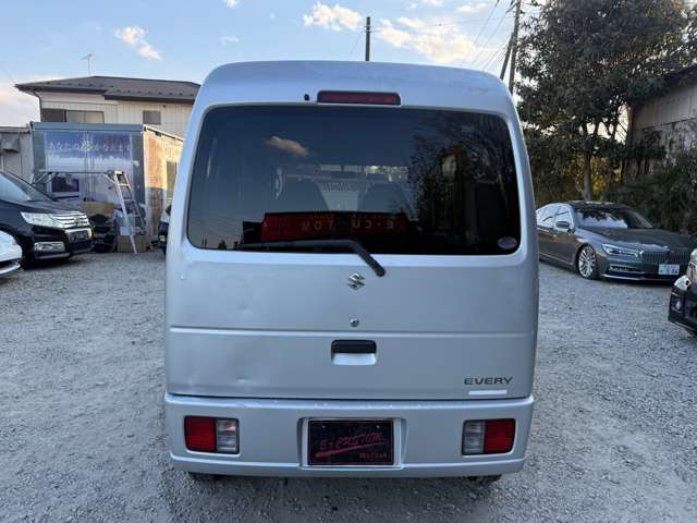 Suzuki Every 7