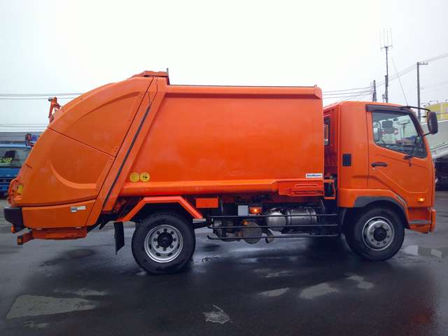 Mitsubishi Fuso Fighter 8
