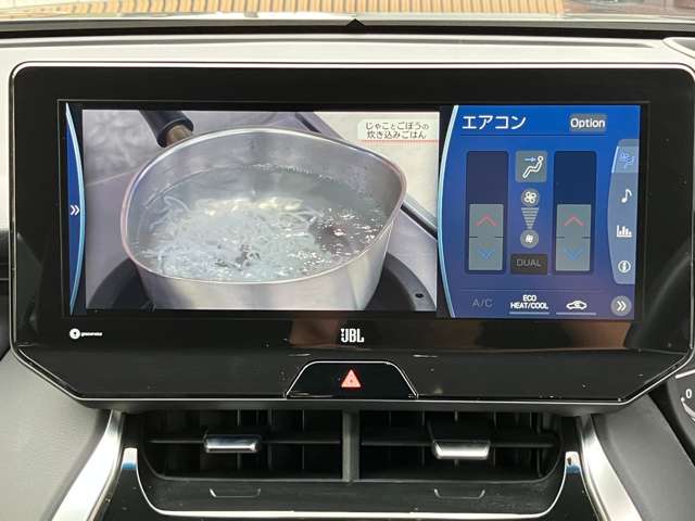 Toyota Harrier 3