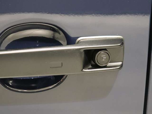 Mercedes-Benz G-Class 6